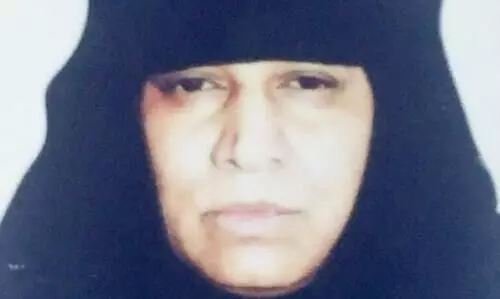 പാ​കി​സ്​​താ​ൻ സ്വദേശിയു​ടെ ഇ​ന്ത്യ​ക്കാരി ഭാ​ര്യ​യു​ടെ മൃ​ത​ദേ​ഹം ഖ​മീ​സ് മു​ശൈ​ത്തി​ൽ ഖ​ബ​റ​ട​ക്കി