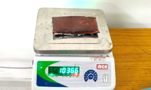 വിമാന ശുചിമുറിയിൽ സ്വർണം കണ്ടെത്തി