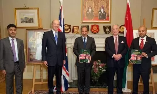 ഒ​മാ​ൻ–ബ്രി​ട്ടീ​ഷ്​ സൗ​ഹൃ​ദം: പു​സ്​​ത​കം പു​റ​ത്തി​റ​ക്കി