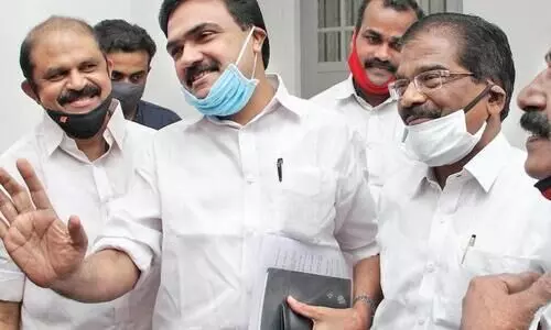 പി.ജെ ജോസഫിന് തിരിച്ചടി; രണ്ടില ചിഹ്നം ജോസ് കെ. മാണിക്ക്