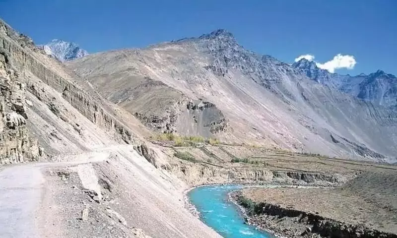 ചടങ്ങിന് ഒത്തുകൂടി; ഹിമാചലിലെ ഒരു ഗ്രാമത്തിൽ ഒരാൾക്കൊഴികെ എല്ലാവർക്കും കോവിഡ് ചടങ്ങിന് ഒത്തുകൂടി; ഹിമാചലിലെ ഒരു ഗ്രാമത്തിൽ ഒരാൾക്കൊഴികെ എല്ലാവർക്കും കോവിഡ്