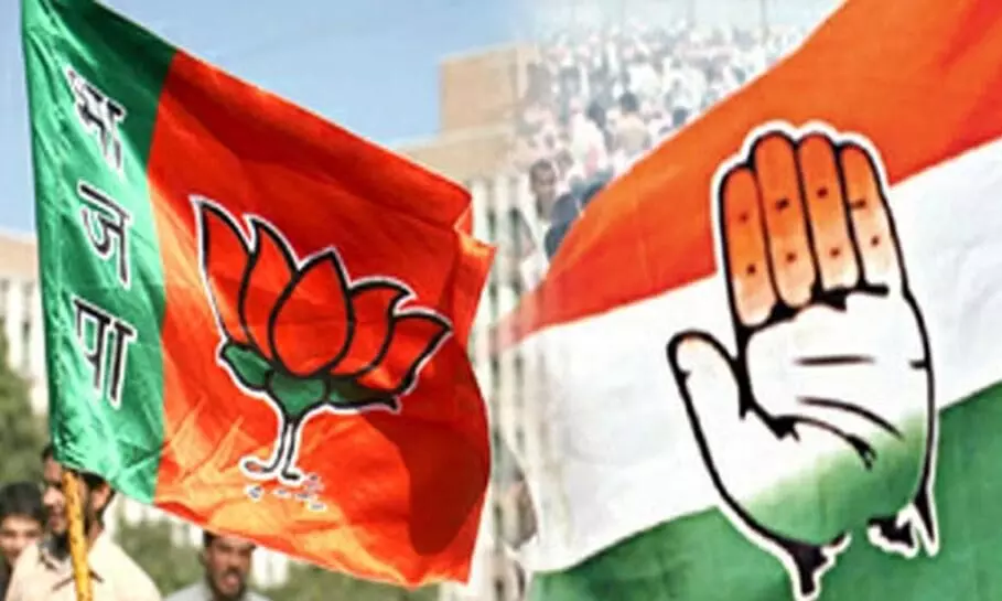 ഗോവയിൽ തൂക്കുസഭ; വലയെറിഞ്ഞ്   ബി.ജെ.പിയും കോൺഗ്രസും