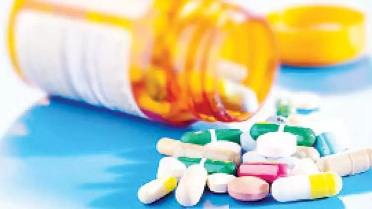 ഗുണനിലവാരമില്ലാത്ത മരുന്നുകൾ വിറ്റഴിച്ച് പൊതുമേഖല സ്ഥാപനങ്ങളും ഗുണനിലവാരമില്ലാത്ത മരുന്നുകൾ വിറ്റഴിച്ച് പൊതുമേഖല സ്ഥാപനങ്ങളും