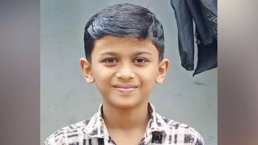 തെരഞ്ഞെടുപ്പ് പാട്ടിൻ തിരക്കിൽ മിന്ഹാജ് തെരഞ്ഞെടുപ്പ് പാട്ടിൻ തിരക്കിൽ മിന്ഹാജ്