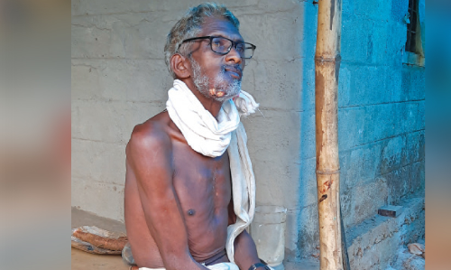 വിദഗ്ധ ചികിത്സക്ക് പണമില്ല; അർബുദം ബാധിച്ച ആദിവാസി വയോധികൻ ദുരിതം പേറുന്നു