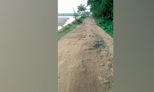 മനുഷ്യാവകാശ കമീഷന്‍ ഇടപെട്ടിട്ടും നന്നാക്കാതെ ഒരു റോഡ്​