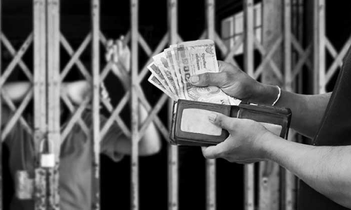 മനുഷ്യക്കടത്ത്:  രണ്ട് പാകിസ്​താനികൾക്ക്​​ 10 വർഷം തടവും രണ്ട് ലക്ഷം റിയാൽ പിഴയും