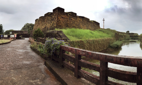 കോവിഡ്​ പ്രതിസന്ധി: ആളെ പിടിക്കാൻ ഒാൺലൈൻ ബുക്കിങ്ങുമായി ടൂറിസം വകുപ്പ്​