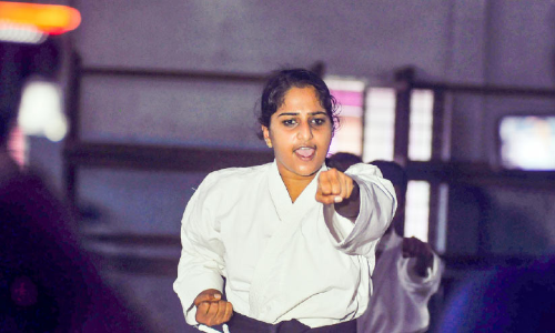 തെരഞ്ഞെടുപ്പ്​ ഗോദയിലൊരു കരാ​​ട്ടേക്കാരി