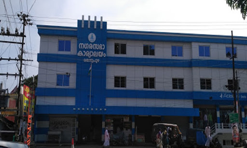 വാർഡ്​ കാക്കാൻ ഭാര്യമാർ കളത്തിൽ