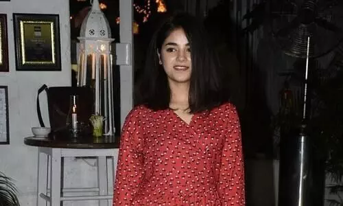 ഫാൻ പേജുകളിൽ നിന്ന് തന്റെ ഫോട്ടോ നീക്കം ചെയ്യാമോ: ആരാധകരോട് സൈറ വസീം