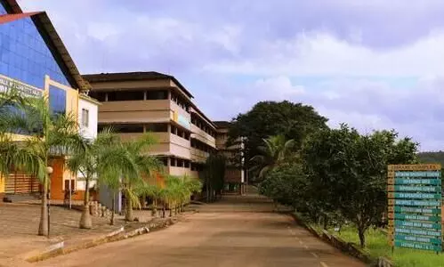 എം.എ.എം.ഒ കോളജിൽ ഇൻഡക്​ഷൻ പ്രോഗ്രാം