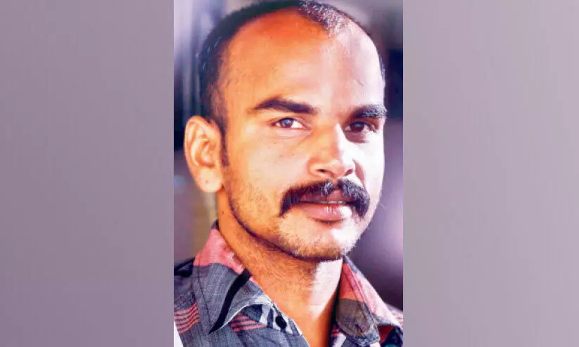 എലിപ്പനി ബാധിച്ച് ഗുരുതരാവസ്ഥയിൽ; യുവാവ്സഹായം തേടുന്നു എലിപ്പനി ബാധിച്ച് ഗുരുതരാവസ്ഥയിൽ; യുവാവ്സഹായം തേടുന്നു