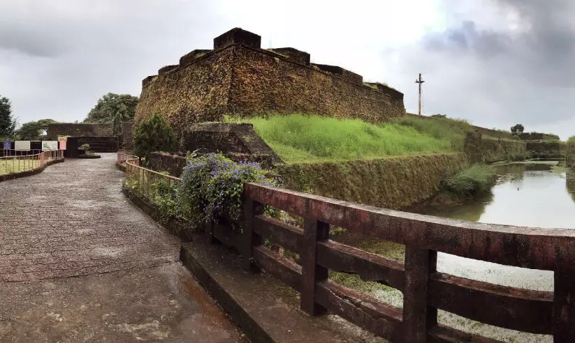 കോവിഡ്​ പ്രതിസന്ധി: ആളെ പിടിക്കാൻ ഒാൺലൈൻ ബുക്കിങ്ങുമായി ടൂറിസം വകുപ്പ്​