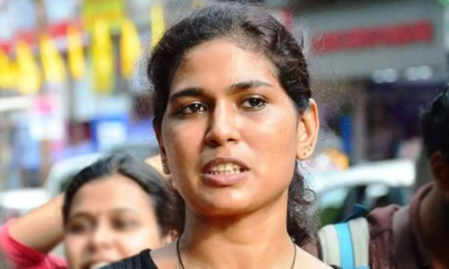 മാധ്യമങ്ങളിലൂടെ അഭിപ്രായപ്രകടനം വേണ്ടെന്ന്​ രഹ്​ന ഫാത്തിമയോട്​ ഹൈകോടതി