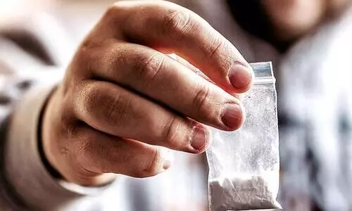 മയക്കുമരുന്ന് വരുത്തുന്നത് ഒാൺലൈൻ വഴി