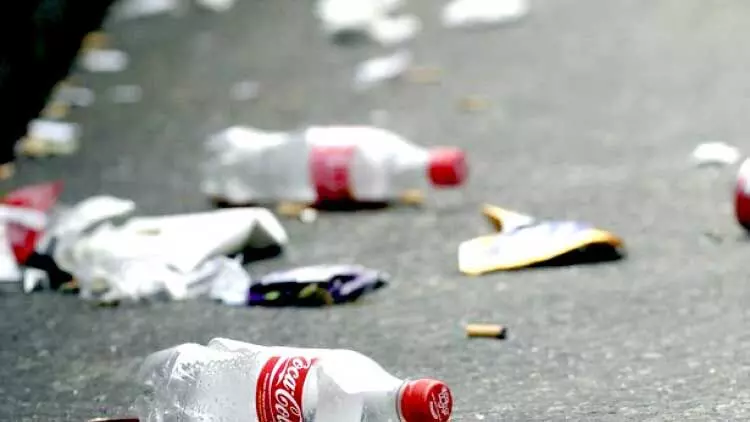 മാ​ലി​ന്യം വ​ലി​ച്ചെ​റി​ഞ്ഞാ​ൽ 500 ദീ​നാ​ർ വ​രെ പി​ഴ