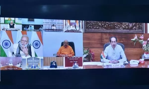 Uddhav Thackeray requests PM Modi to instruct politicians not to hold protests amid pandemic Uddhav Thackeray requests PM Modi to instruct politicians not to hold protests amid pandemic