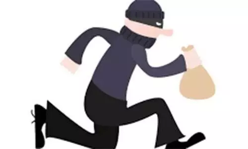 റി​യാ​ദി​ൽ പി​ടി​ച്ചു​പ​റി സം​ഘം പി​ടി​യി​ൽ