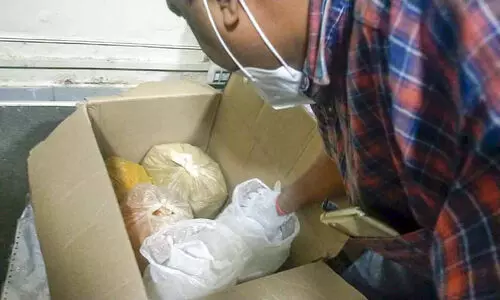 പാർസൽ സർവിസ് വഴി കടത്താൻ ശ്രമിച്ച കഞ്ചാവ് പിടികൂടി