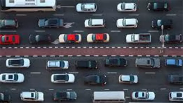 ഒാട്ടോമാറ്റിക് ആയി പ്രവർത്തിക്കുന്ന സംവിധാനങ്ങൾ തയാർ: ദുബൈയിൽ ട്രാഫിക് പിഴ ഇനി പ്രതിമാസ തവണകളായി അടക്കാം ഒാട്ടോമാറ്റിക് ആയി പ്രവർത്തിക്കുന്ന സംവിധാനങ്ങൾ തയാർ: ദുബൈയിൽ ട്രാഫിക് പിഴ ഇനി പ്രതിമാസ തവണകളായി അടക്കാം