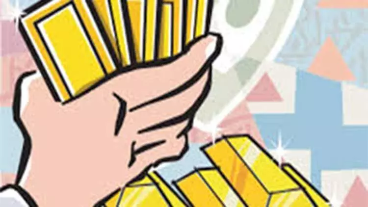 കണ്ണൂർ വിമാനത്താവളത്തിൽ 85 ലക്ഷത്തിെൻറ സ്വർണം പിടികൂടി കണ്ണൂർ വിമാനത്താവളത്തിൽ 85 ലക്ഷത്തിെൻറ സ്വർണം പിടികൂടി