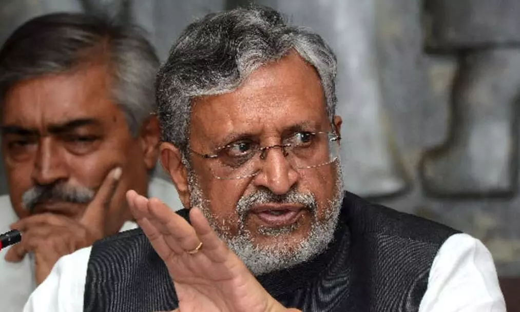 ലാലു ജയിലിൽ നിന്ന്​ ചരടുവലിക്കുന്നു; തങ്ങളുടെ എം.എൽ.എമാരെ റാഞ്ചുന്നുവെന്ന്​ ബി.ജെ.പി നേതാവ്​