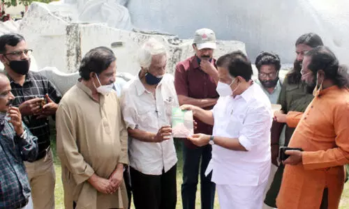 കാനായിയെ സർക്കാർ അവഹേളിക്കുന്നു –രമേശ് ചെന്നിത്തല