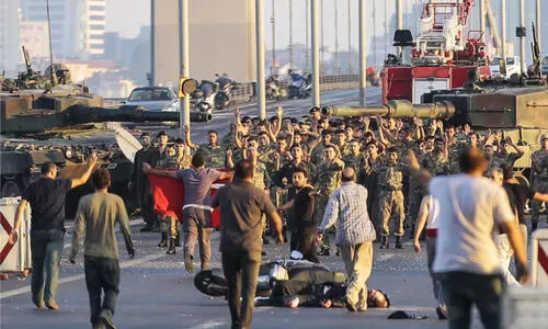 തുർക്കി സൈനിക അട്ടിമറി ശ്രമം: മുൻ ജനറൽമാർ ഉൾപ്പെടെയുള്ളവർക്ക് ജീവപര്യന്തം തുർക്കി സൈനിക അട്ടിമറി ശ്രമം: മുൻ ജനറൽമാർ ഉൾപ്പെടെയുള്ളവർക്ക് ജീവപര്യന്തം