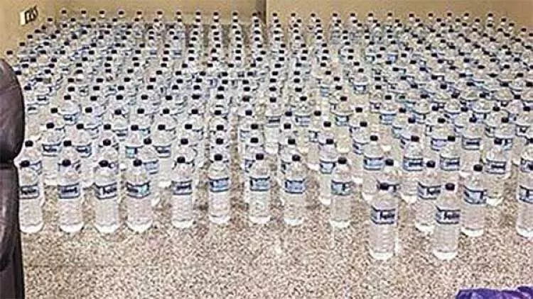 346 കു​പ്പി മ​ദ്യം പി​ടി​കൂ​ടി