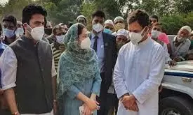 Rahul Gandhi reaches Bharuch to attend Ahmed Patels last rites