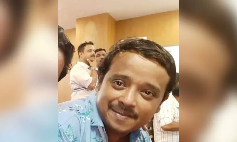 ജോലിക്കിടയിൽ തെന്നിവീണ് പരിക്കേറ്റ മലയാളി യുവാവ് റിയാദിൽ മരിച്ചു ജോലിക്കിടയിൽ തെന്നിവീണ് പരിക്കേറ്റ മലയാളി യുവാവ് റിയാദിൽ മരിച്ചു