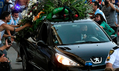 മറഡോണക്ക്​ വിട നൽകി ലോകം