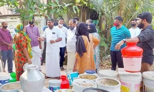 മരിച്ചവരുടെ രക്ഷകൻ പ്രചാരണത്തിരക്കിലും കർമനിരതൻ