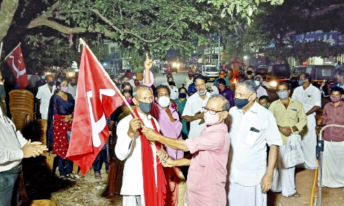സി.എം.പി സംസ്ഥാന നേതാവ് സി.പി.എമ്മിൽ