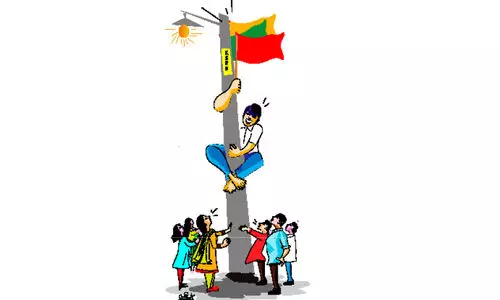 കൊടി കെട്ടിയാൽ ഷോക്ക് അടിക്കും