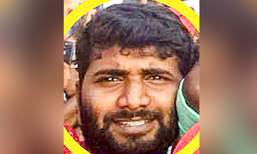 ബലാത്സംഗം ചെയ്ത് നഗ്​നദൃശ്യങ്ങള്‍ പ്രചരിപ്പിച്ചെന്ന പരാതി: സി.​പി.​എം ജി​ല്ല സെ​ക്ര​ട്ട​റി​യു​ടെ മു​ൻ ഡ്രൈ​വ​ർ അറസ്​റ്റിൽ