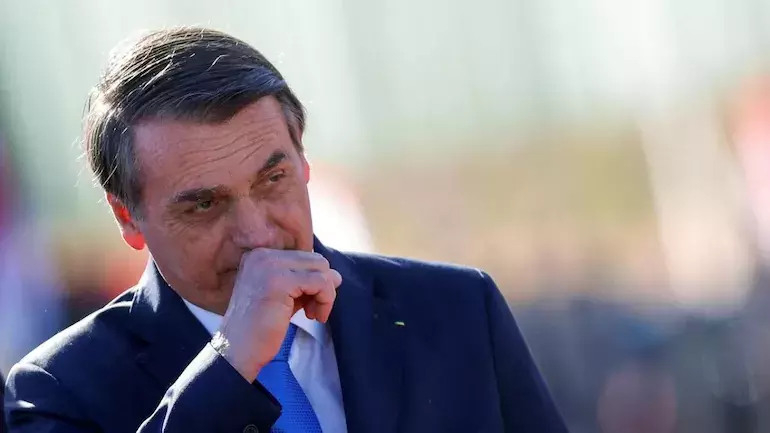 കോവിഡ്​​ വാക്​സിനെതിരെ ബ്രസീൽ പ്രസിഡന്‍റ്​; ജനങ്ങളെ മുതലകളാക്കുമെന്ന്​ ബോൾസനാരോ