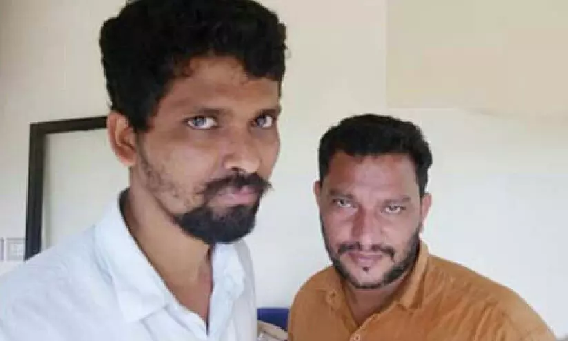 അമ്പലത്തറയിൽ ആട് മോഷണം; മീൻ വിൽപനക്കാർ പൊലീസ് പിടിയിൽ അമ്പലത്തറയിൽ ആട് മോഷണം; മീൻ വിൽപനക്കാർ പൊലീസ് പിടിയിൽ