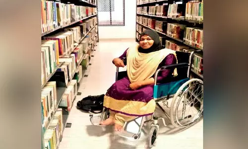 വോട്ട് തേടി എത്തുന്ന സ്ഥാനാർഥികളെ കാത്തിരിക്കുകയാണ് സൽമ തിരൂർ