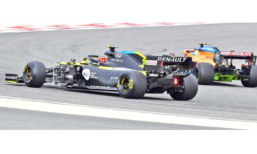 ആ​വേശക്കുതിപ്പ്