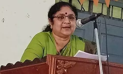 ശ്രീകേരളവർമ്മ കോളജ്​ പ്രിൻസിപ്പലി​െൻറ രാജി സ്വീകരിച്ചു; ഡോ. ആർ ബിന്ദുവിന് ​ ചുമതല