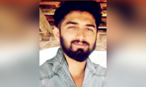 പാട്ട്​ വരും; കടൽ കടന്നും