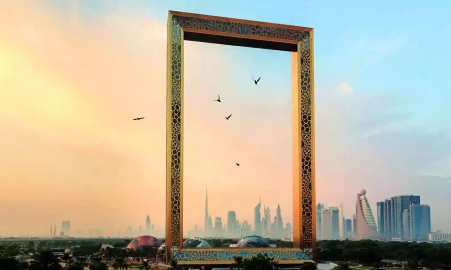 dubai frame