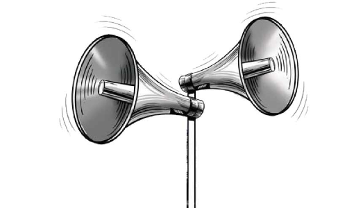 ഉ​ച്ച​ഭാ​ഷി​ണി​ക്കാ​ർ​ക്ക് ഉ​യ​ർ​ച്ച​യു​ടെ കാ​ലം