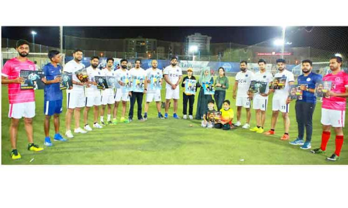 ഡീഗോക്ക് അേന്ത്യാപചാരവുമായി ഫുട്ബാൾ പ്രേമികൾ ഡീഗോക്ക് അേന്ത്യാപചാരവുമായി ഫുട്ബാൾ പ്രേമികൾ