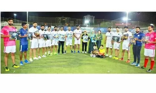 ഡീഗോക്ക് അ​േന്ത്യാപചാരവുമായി ഫുട്ബാൾ പ്രേമികൾ