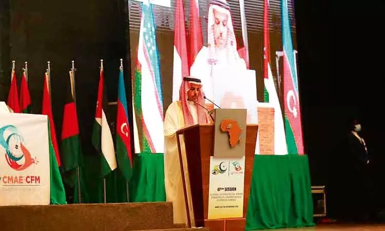 ഇ​സ്​​ലാ​മി​നെ ഭീ​ക​ര​ത​യു​മാ​യി ബ​ന്ധി​പ്പി​ക്കു​ന്ന​ത്​ ശ​ക്ത​മാ​യി എ​തി​ർ​ക്കും –സൗദി വി​ദേ​ശ​കാ​ര്യ മ​ന്ത്രി