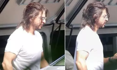 സ്​റ്റൈലൻ പത്താൻ ലുക്കിൽ ഷാരൂഖ്​