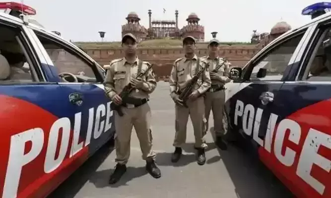 ആ​ക്ര​മ​ണ​ത്തി​െൻറ വി​ഡി​യോ സ​ഹി​തം സ​മ​ർ​പ്പി​ച്ചിട്ടും സ്വീകരിച്ചില്ല;  ഡൽഹി പൊലീസ്​ തള്ളിയ പരാതിയിൽ കേസെടുക്കാൻ കോടതി ഉത്തരവ്